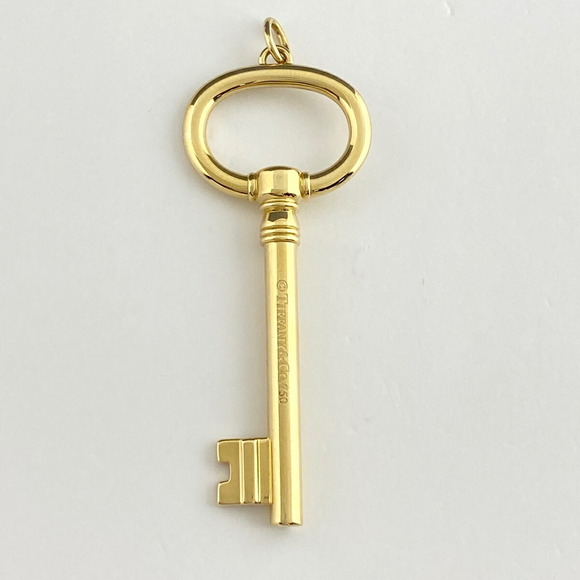 Tiffany Jewelry - Tiffany Oval Key Pendant Necklace Yellow Gold